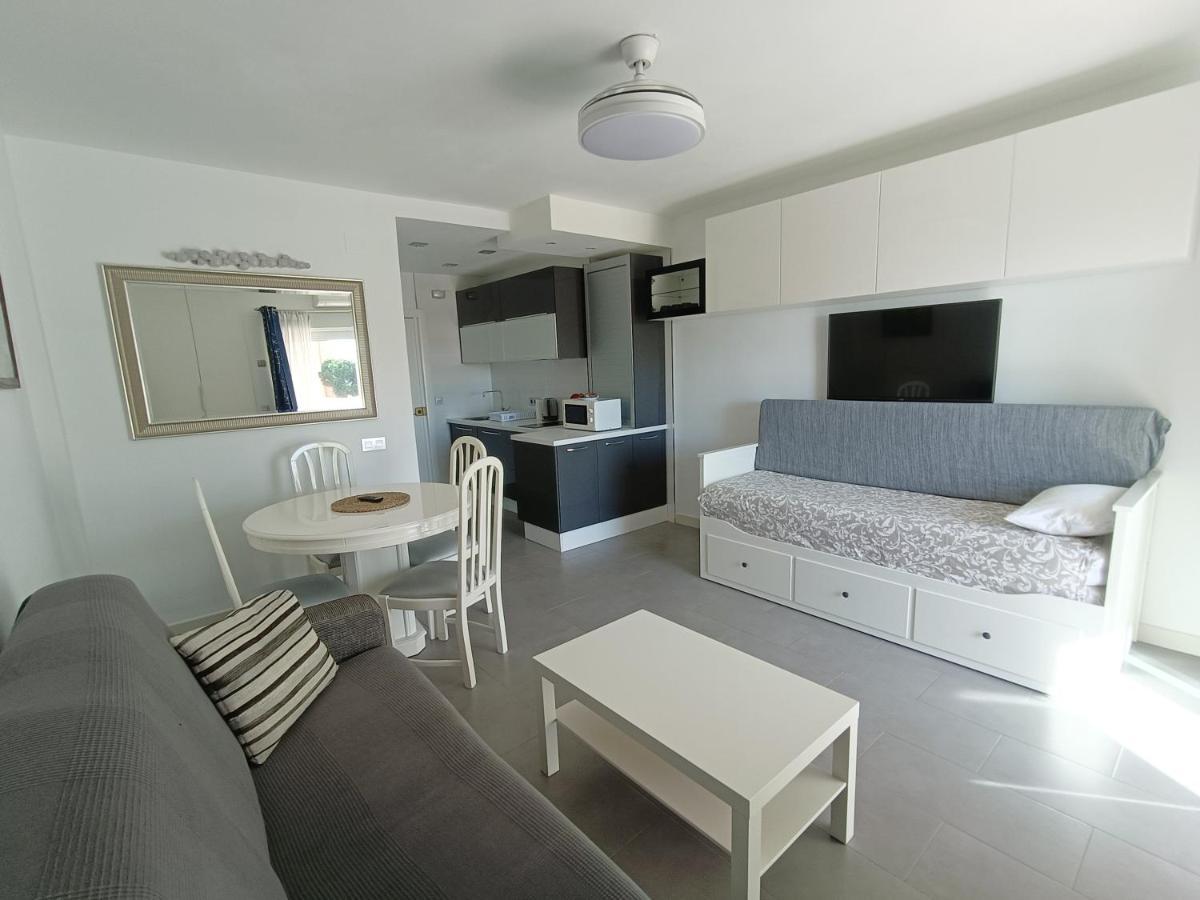 Benalbeach With Sea Views And Water Park Apartment Benalmádena